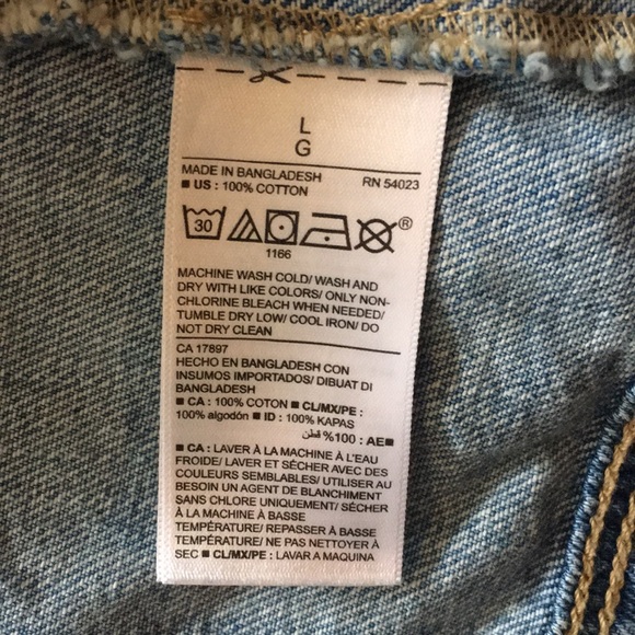 Light blue jean jacket from OLD NAVY. - Picture 3 of 6